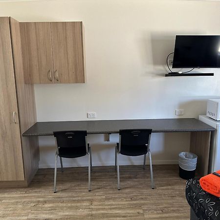 Winton Outback Motel 외부 사진