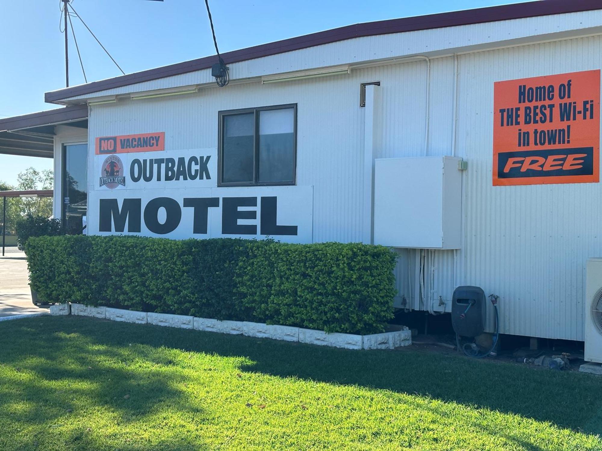 Winton Outback Motel 외부 사진